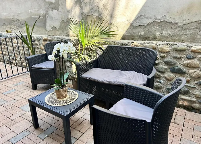 Cute With The Garden Appartement