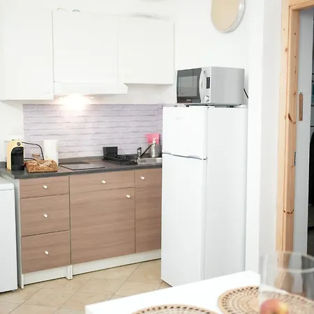 Cute With The Garden Apartamento Turín